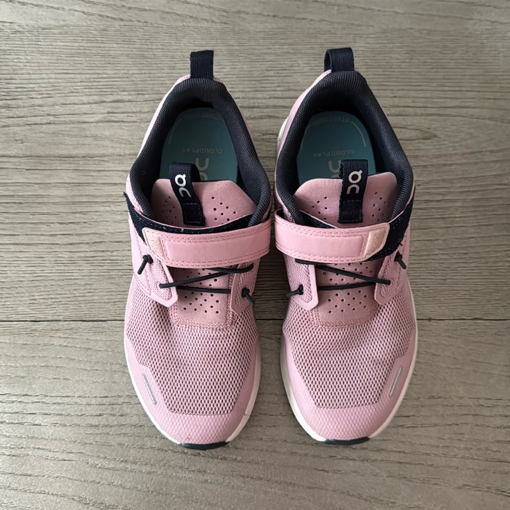 Size 2 little girls on clouds, pink and navy only worn once
